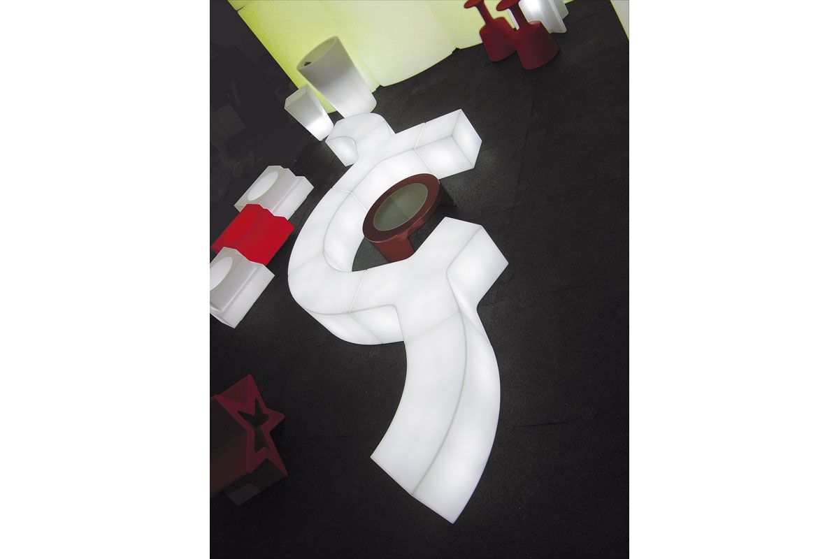 YPSILON LIGHT – SLIDE